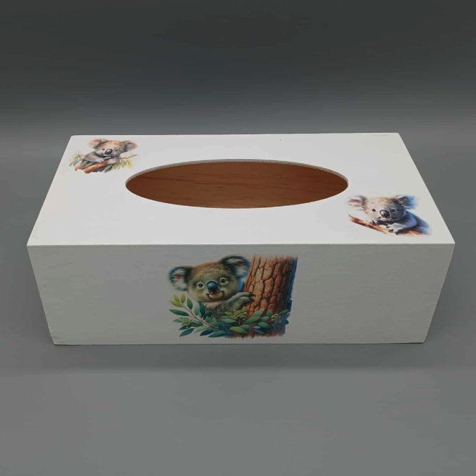 Boîte à mouchoirs en bois décorée de koalas dans un décor d’eucalyptus – style aquarelle tendre et e