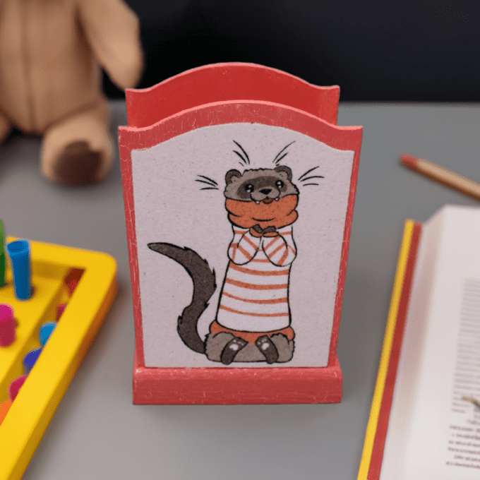 Déco bureau enfant loutre mignonne – idée cadeau artisanal