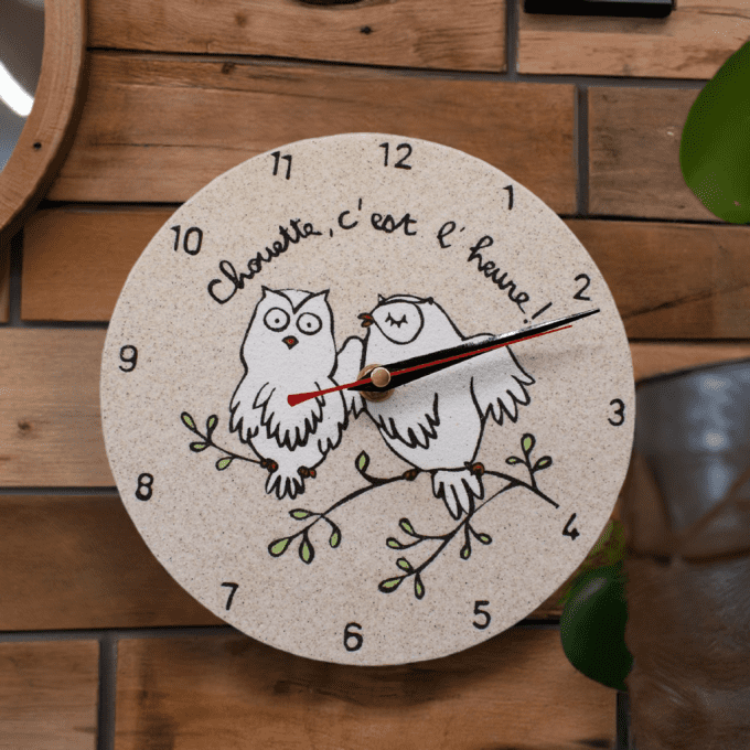 Horloge déco deux hiboux humoristique branche bois naturel