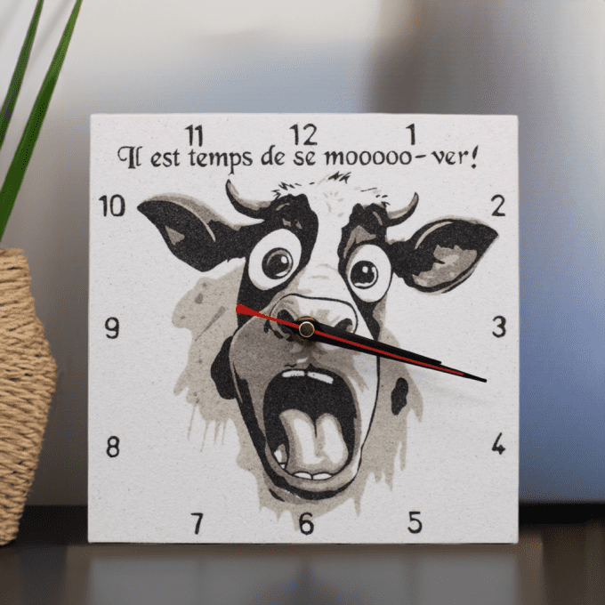 Horloge humour vache en sable, déco originale