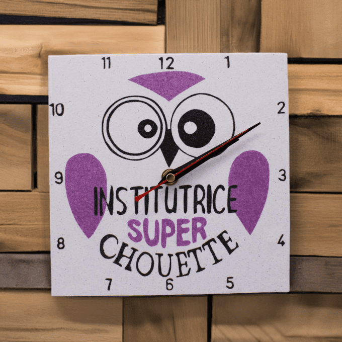 horloge maîtresse super chouette hibou violet cadeau école original