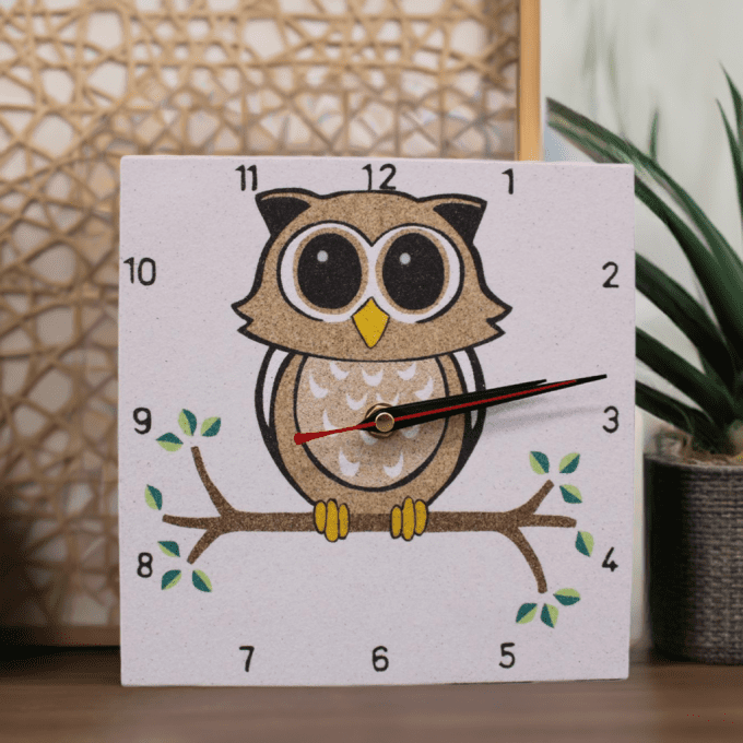 Horloge murale chouette dessin hibou mignon déco naturelle bois