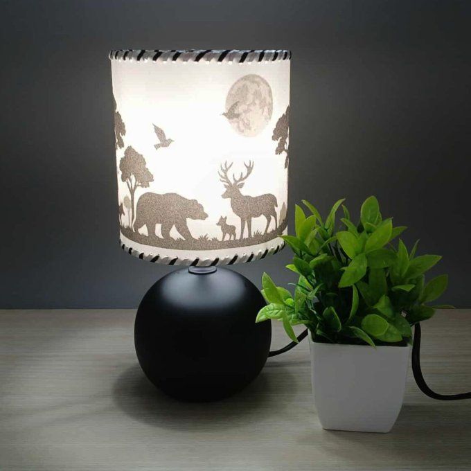 Lampe avec abat-jour en sable - La forêt