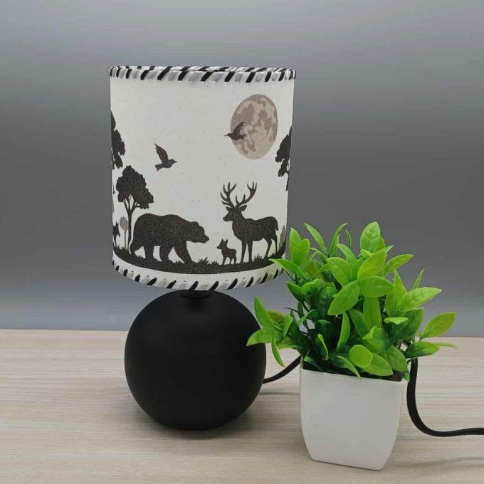 Lampe avec abat-jour en sable - La forêt