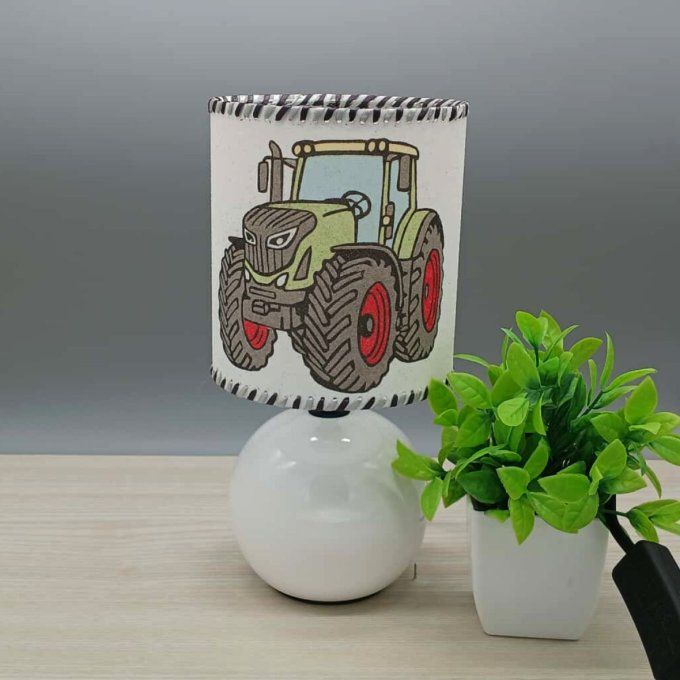 Lampe avec abat-jour en sable - Tracteur Fendt