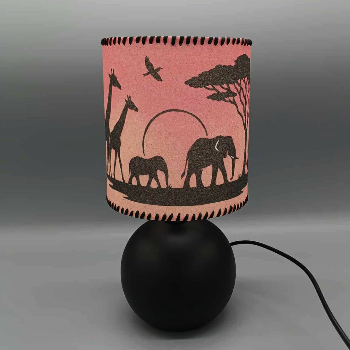 Lampe avec abat-jour en sable - Crépuscule africain