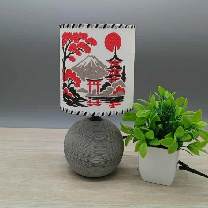 Lampe avec abat-jour en sable - Paysage japonais 