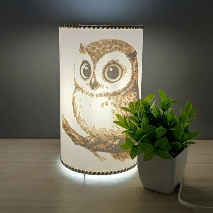 Lampe cylindre en sable - Chouette perchée