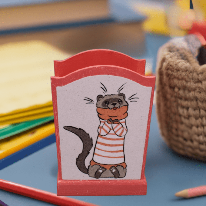 Pot à crayons loutre en pull – accessoire enfant rigolo