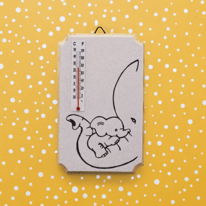 Thermomètre éléphant bébé design minimaliste – décoration murale jaune chambre bébé