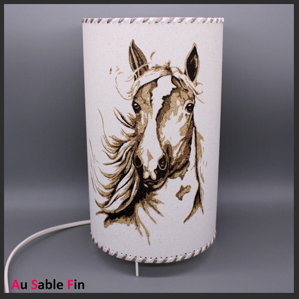 Lampe cylindre cheval